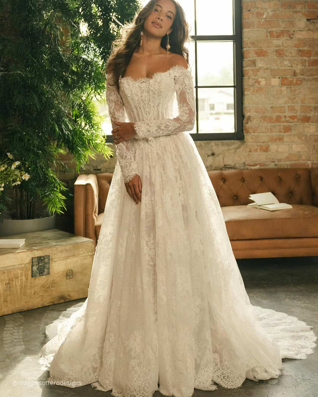 Rustic Lace Wedding Gowns