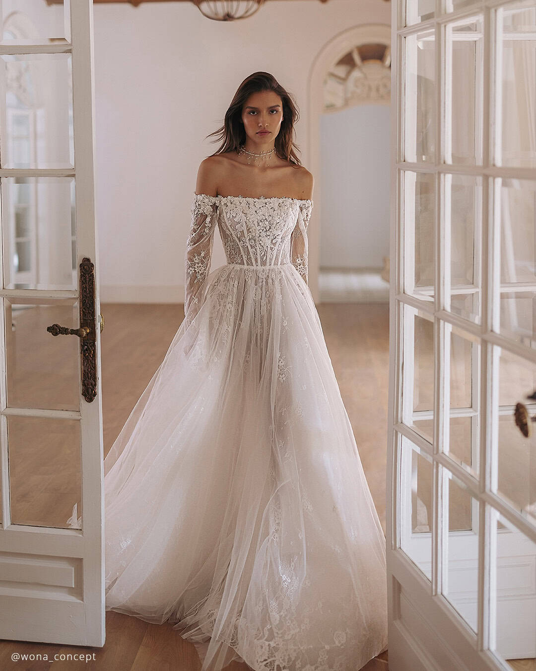 Beach Unique Lace Wedding Dresses