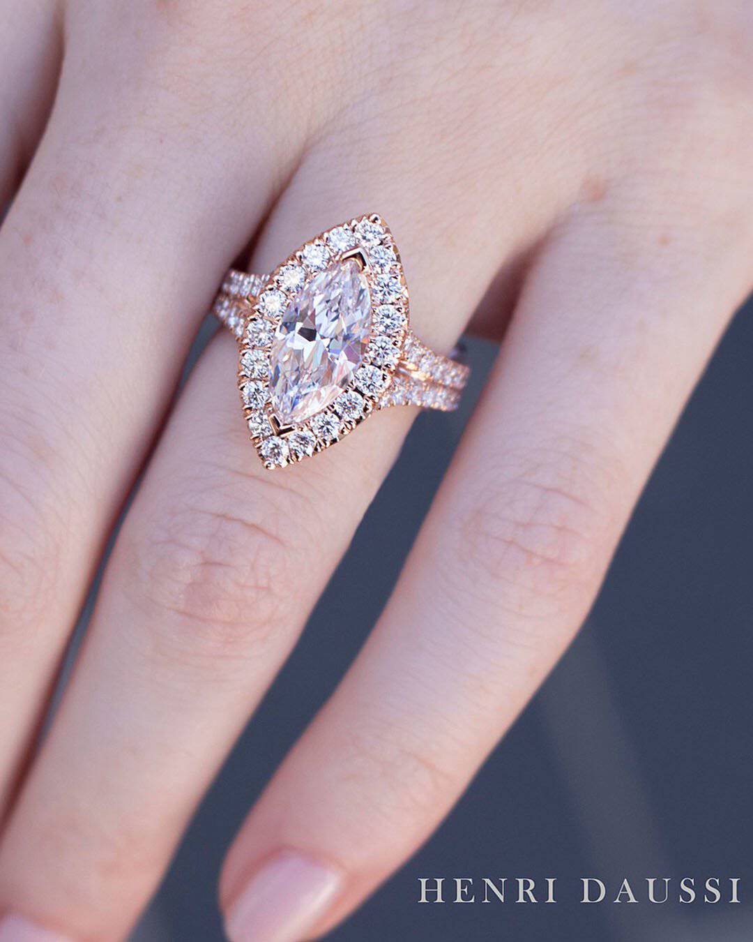 Diamonds Halo Engagement Rings