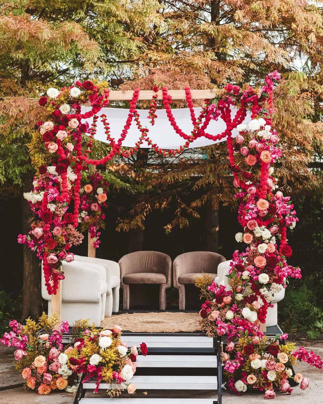 Hippie Volkswagen Bus Flower Decor Ideas