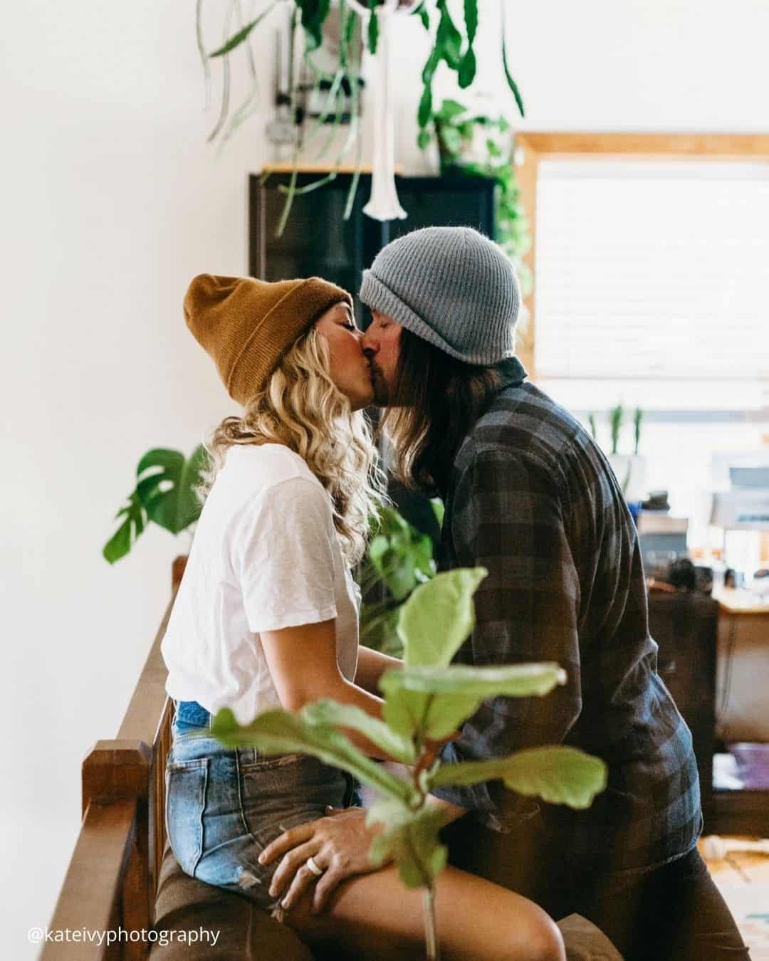 Honeymoon Photo Accessories