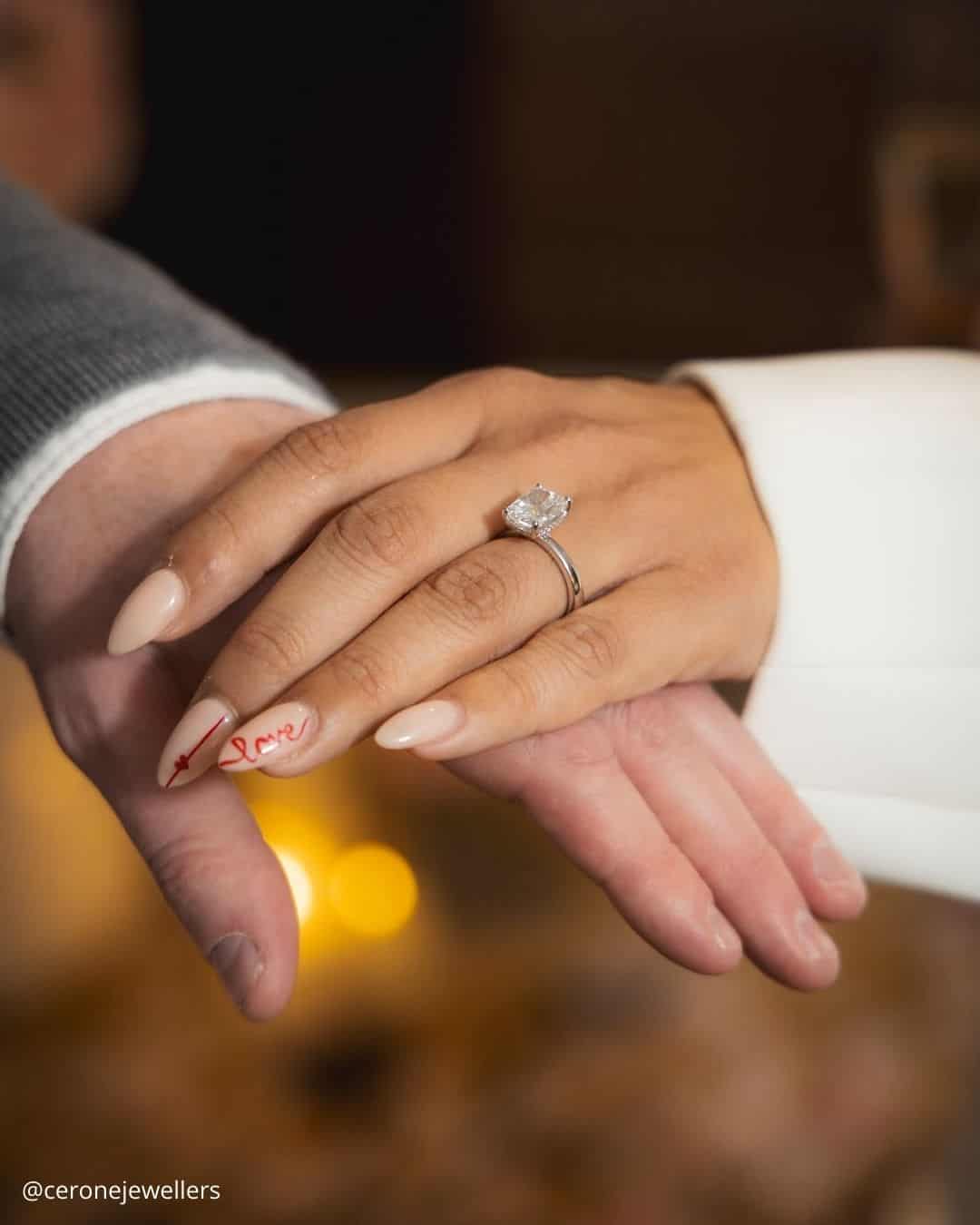 How To Measure Ring Size From A Ring Without Her Knowing?