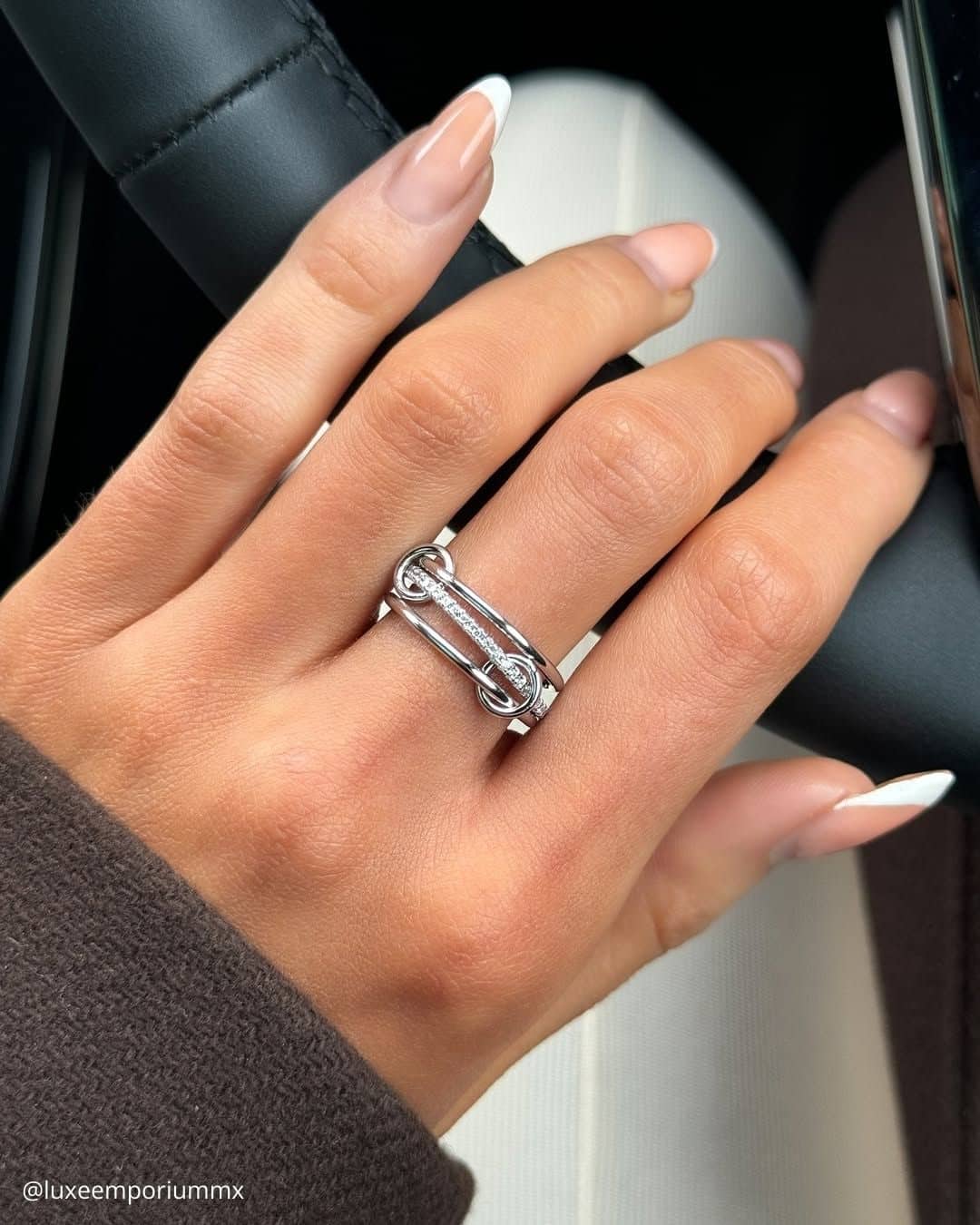 Does Carat Size Depend On Ring Size?