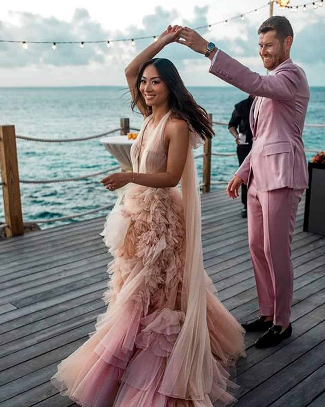 How/Where Do I Use Wedding Colors?