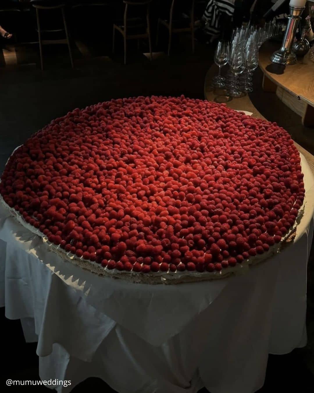 Interactive Cake Decorating Ceremony