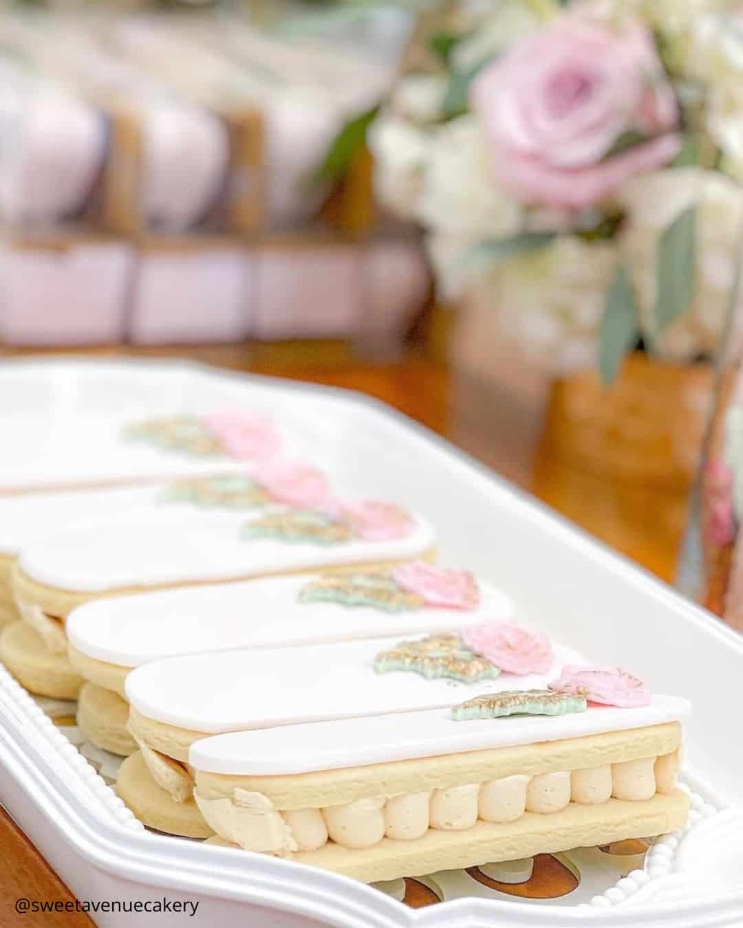Interactive Cake Decorating Ceremony