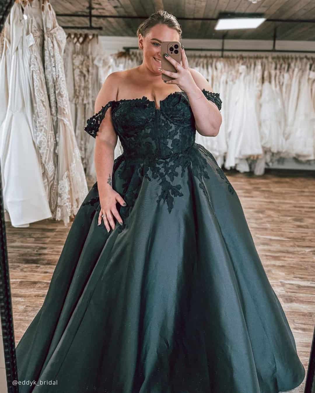 Black Lace Wedding Dresses For Plus Size