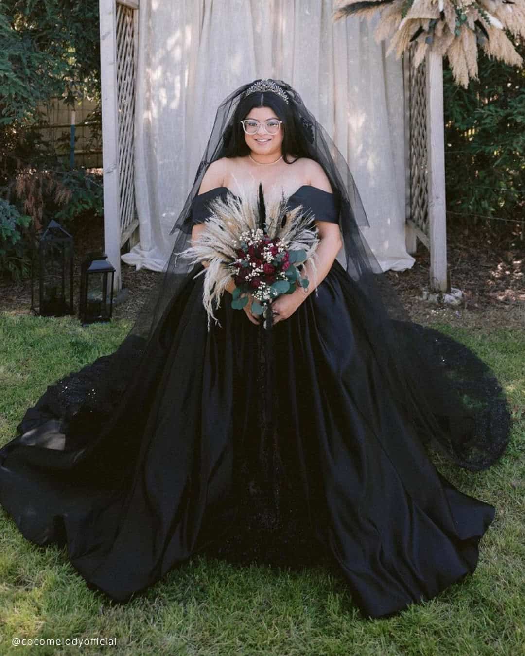 Plus Size Gothic Wedding Dresses