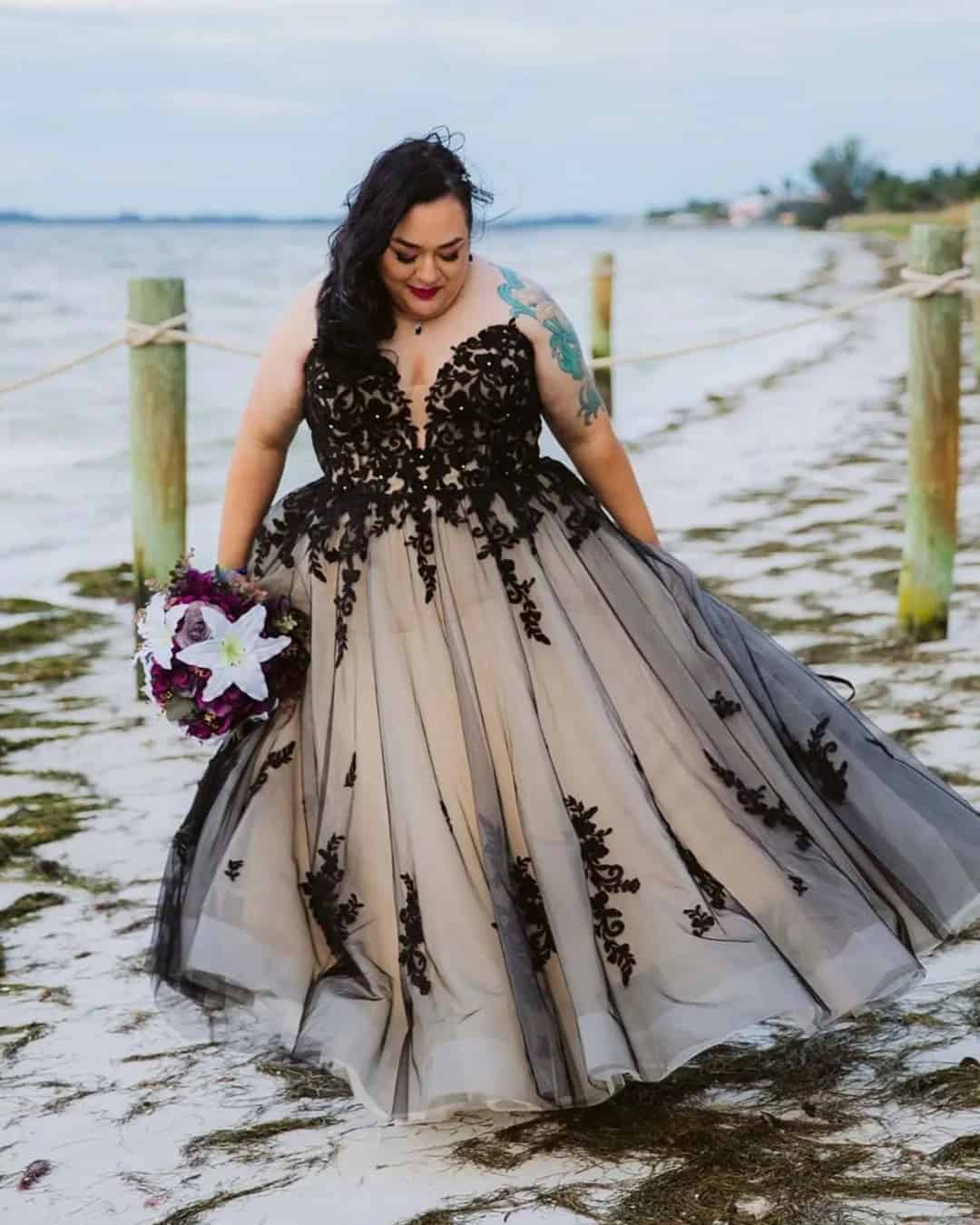 Black And White Wedding Dresses Plus Size