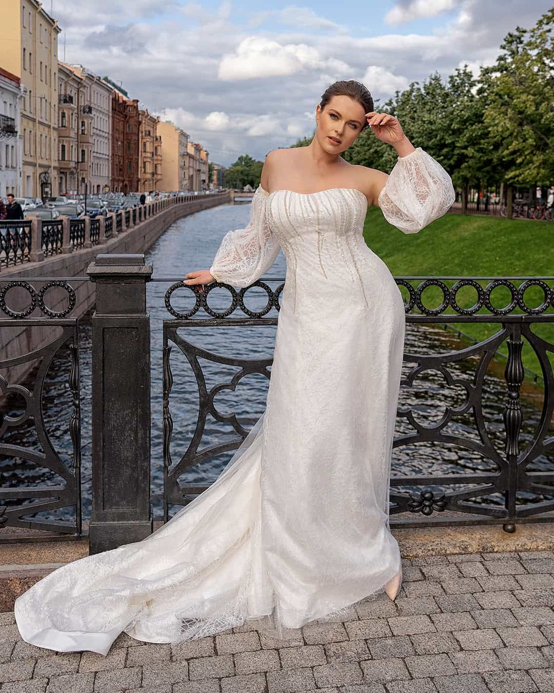 Puff Sleeve Plus Size Bridal Dresses