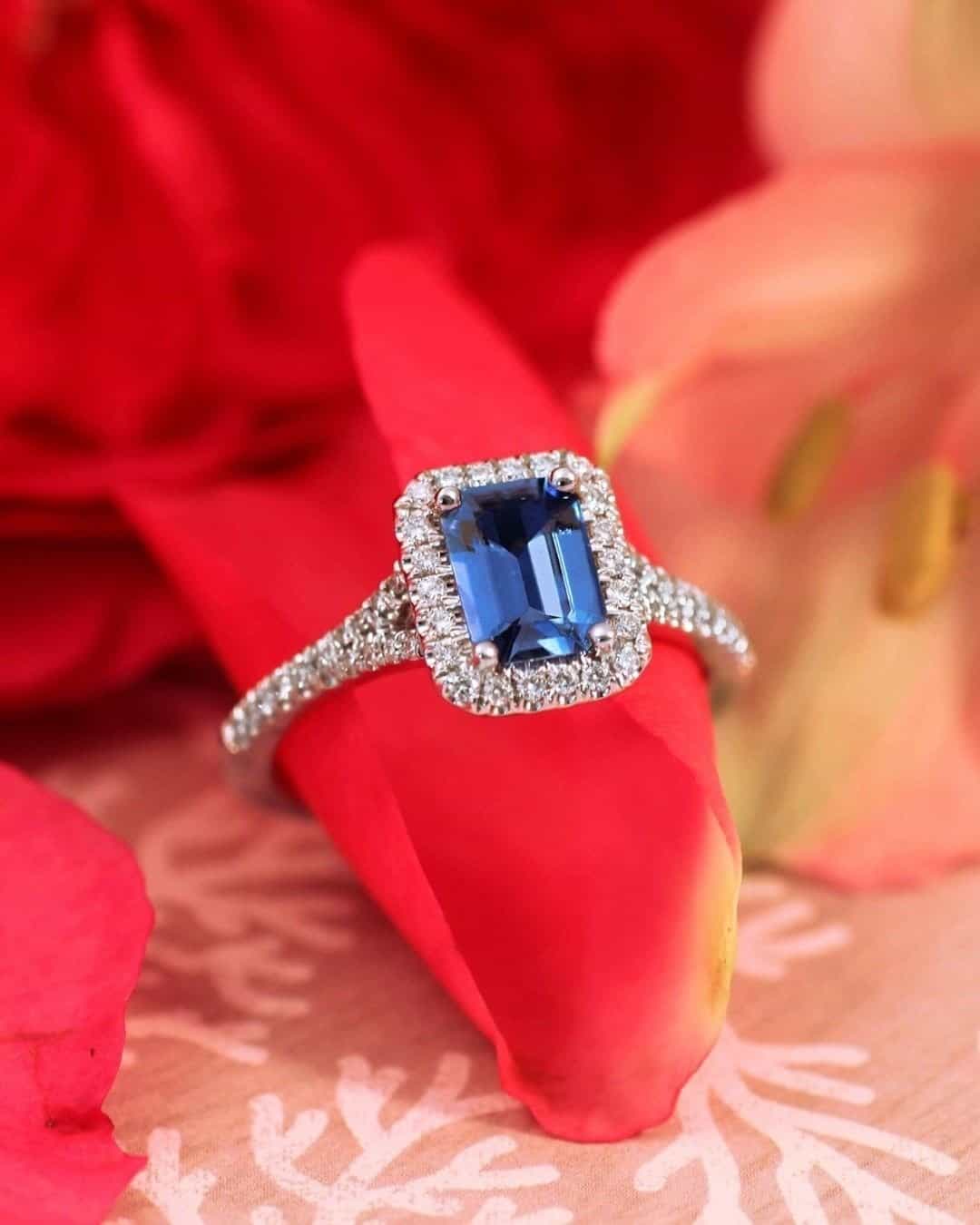 Amazing Pink Sapphire In Engagement Rings