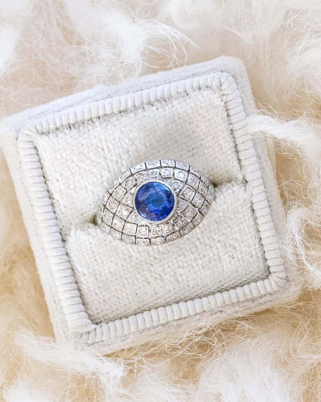 Unique Sapphire Engagement Rings
