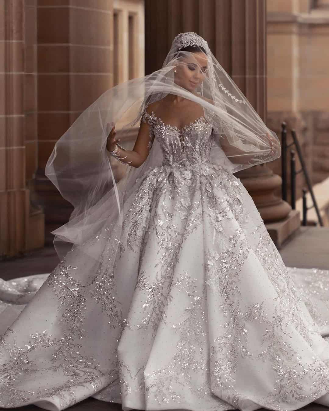 Ball Gown Dresses With Train