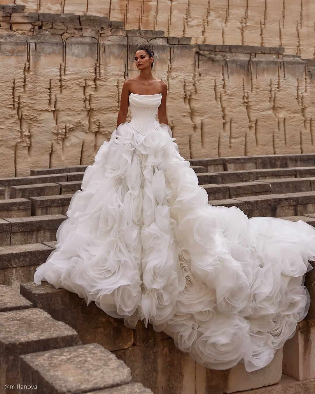 Plus Size Ball Gown Wedding Dresses