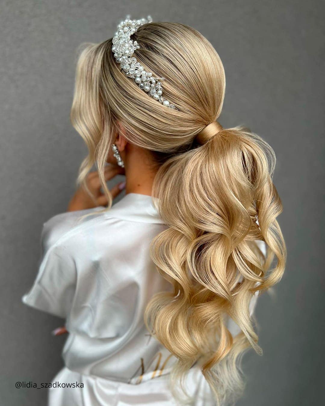 Medium Wedding Hair With Headband