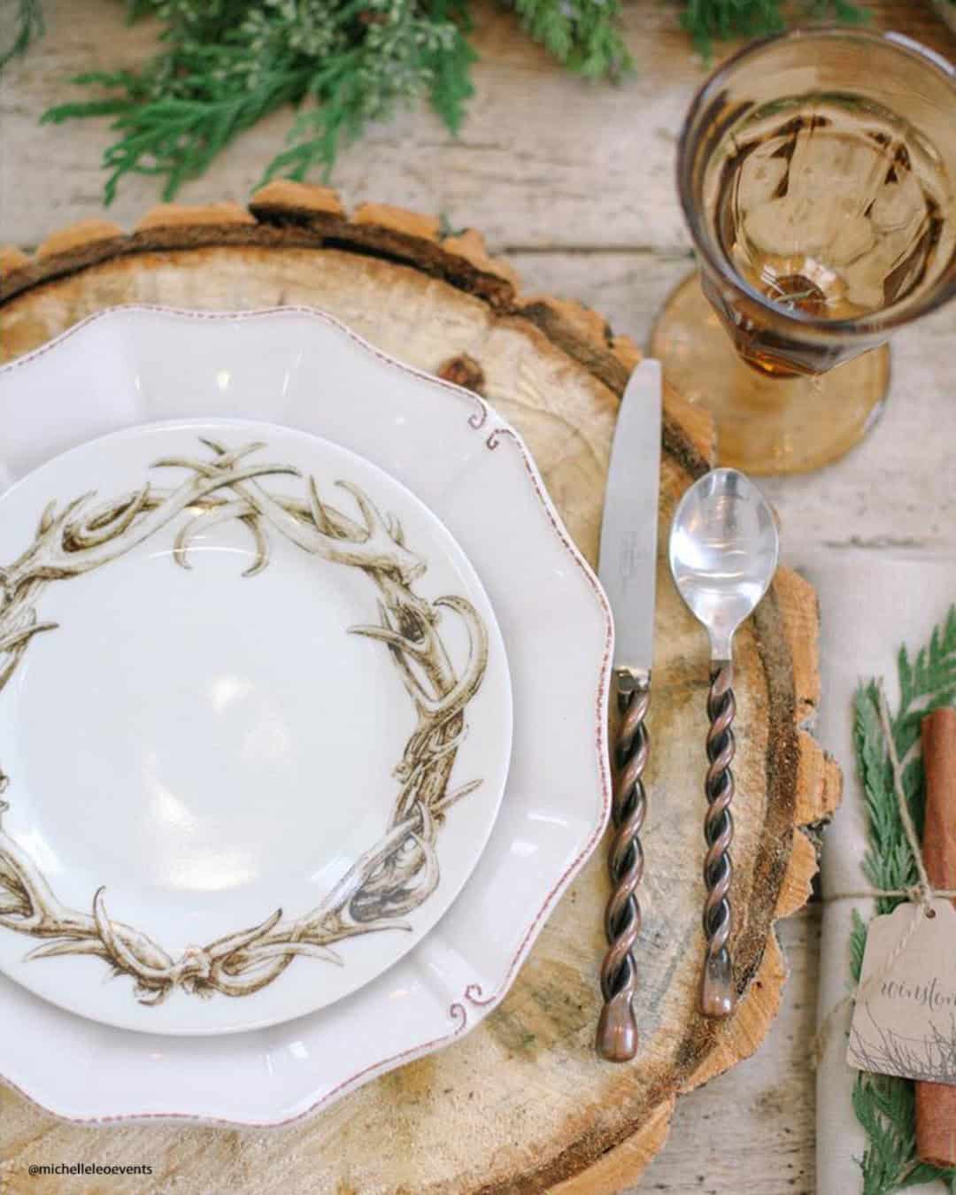 Rustic Decorations for Winter Wedding