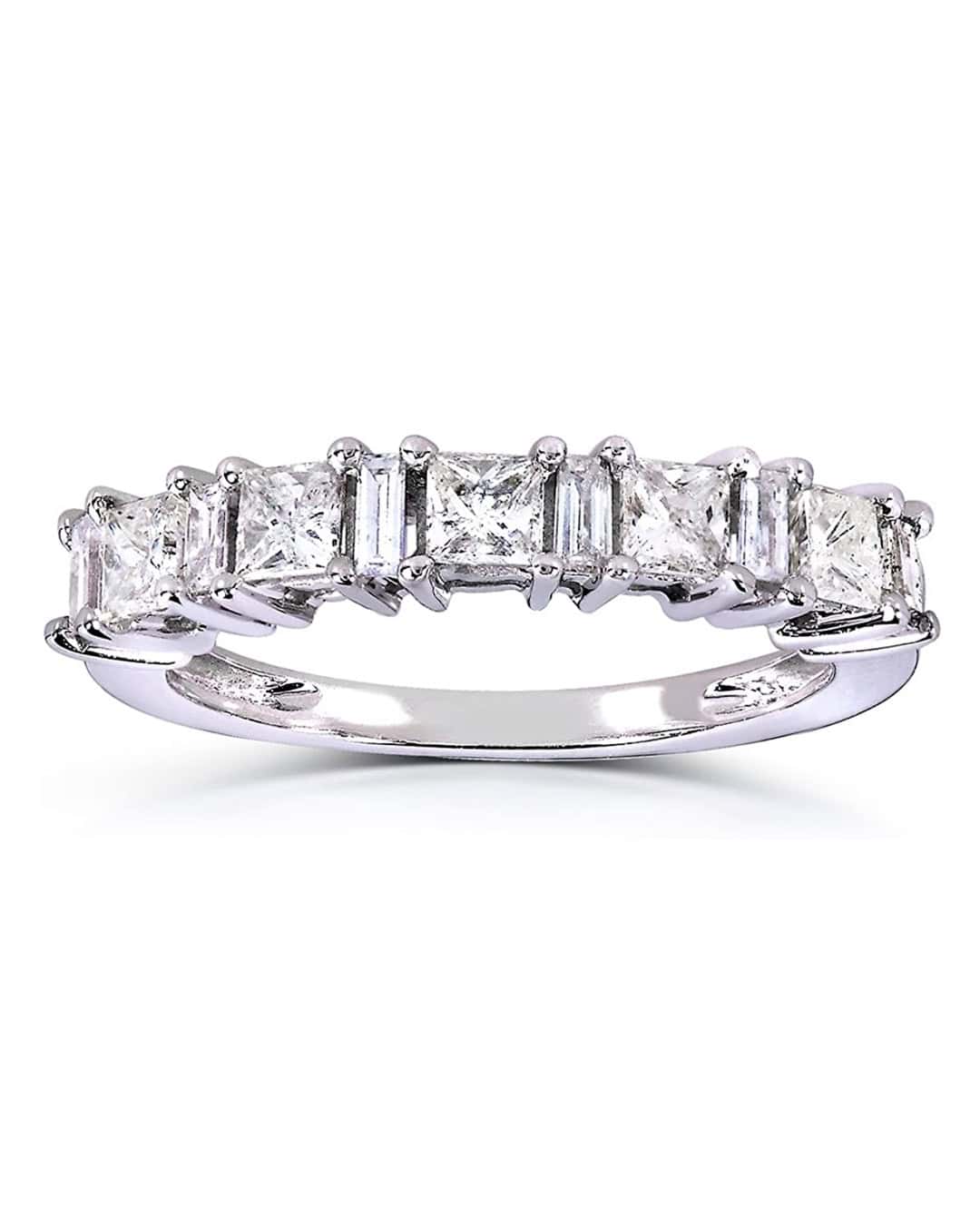Modern theme: Diamond
