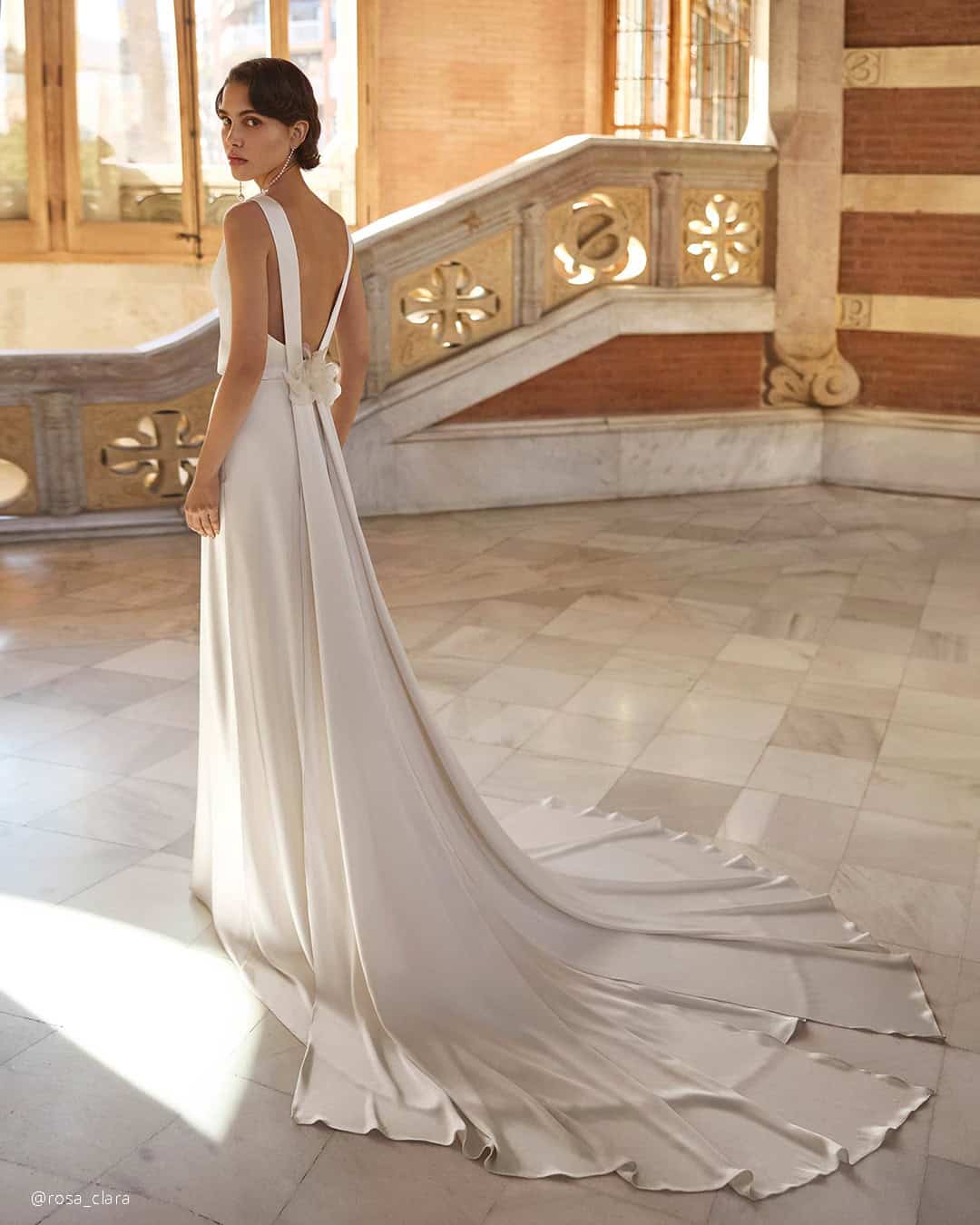 How To Choose Greek Dress For Body Type?