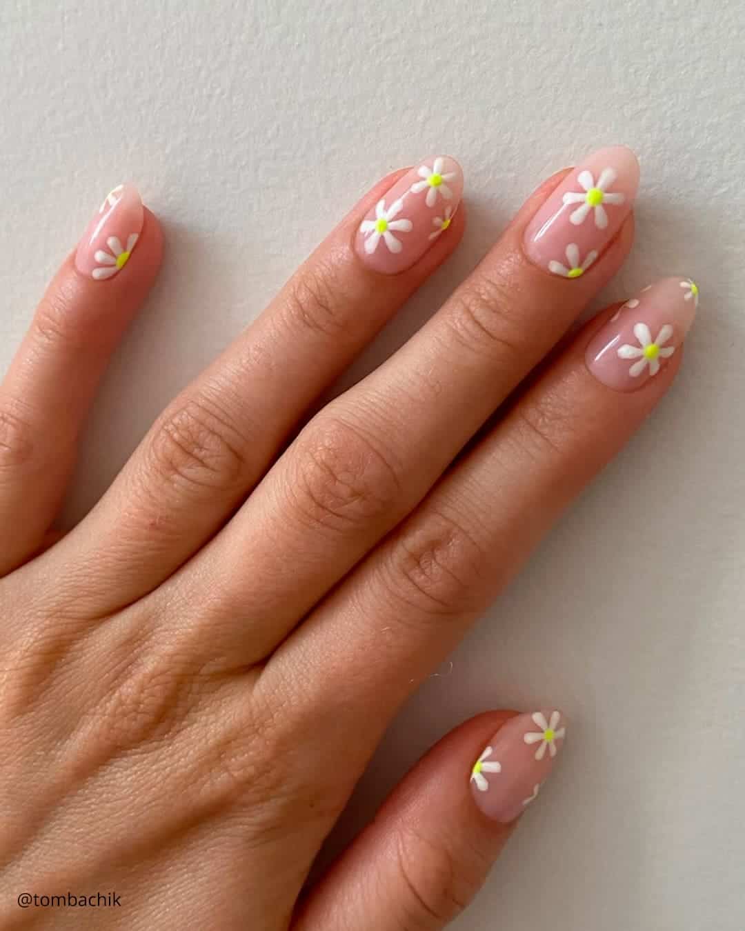 Nude Short Nails