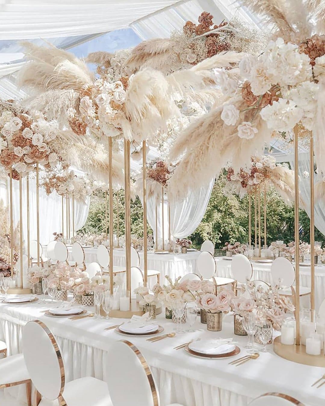 Trends in rust wedding theme – Dried flowers & pampas grass