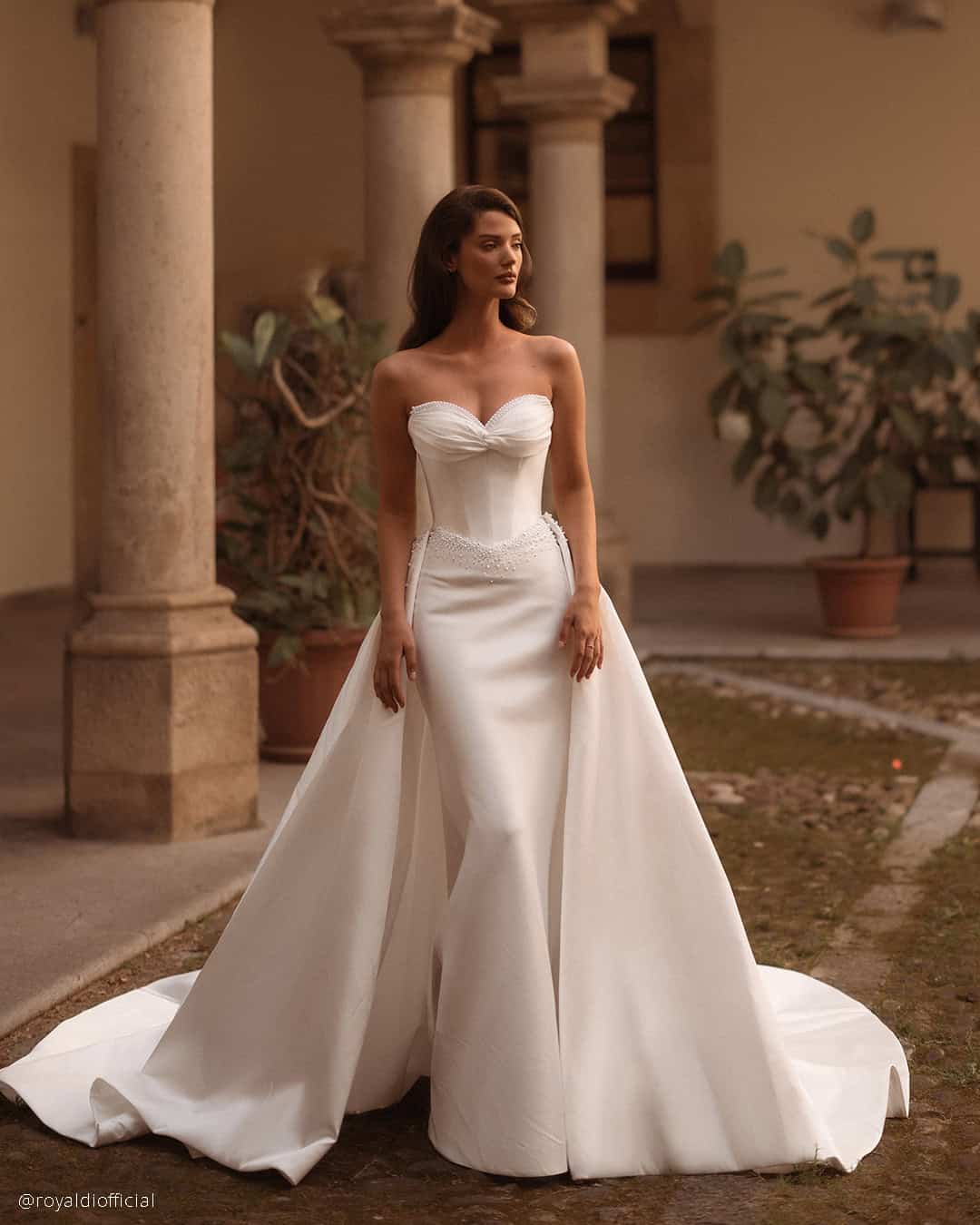 2 In 1 Convertible Wedding Dresses With Overskirt