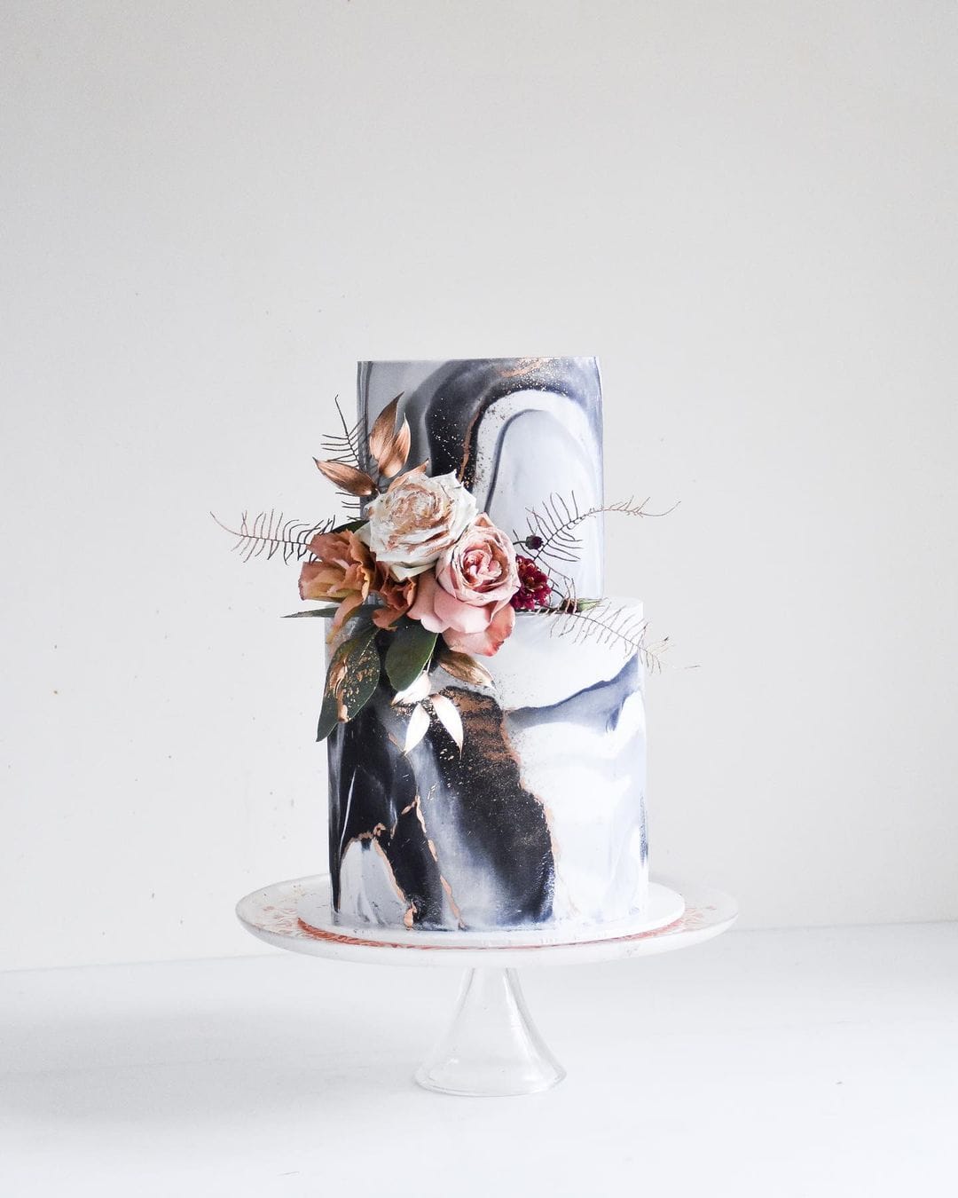Light Gray Marble Wedding Cakes