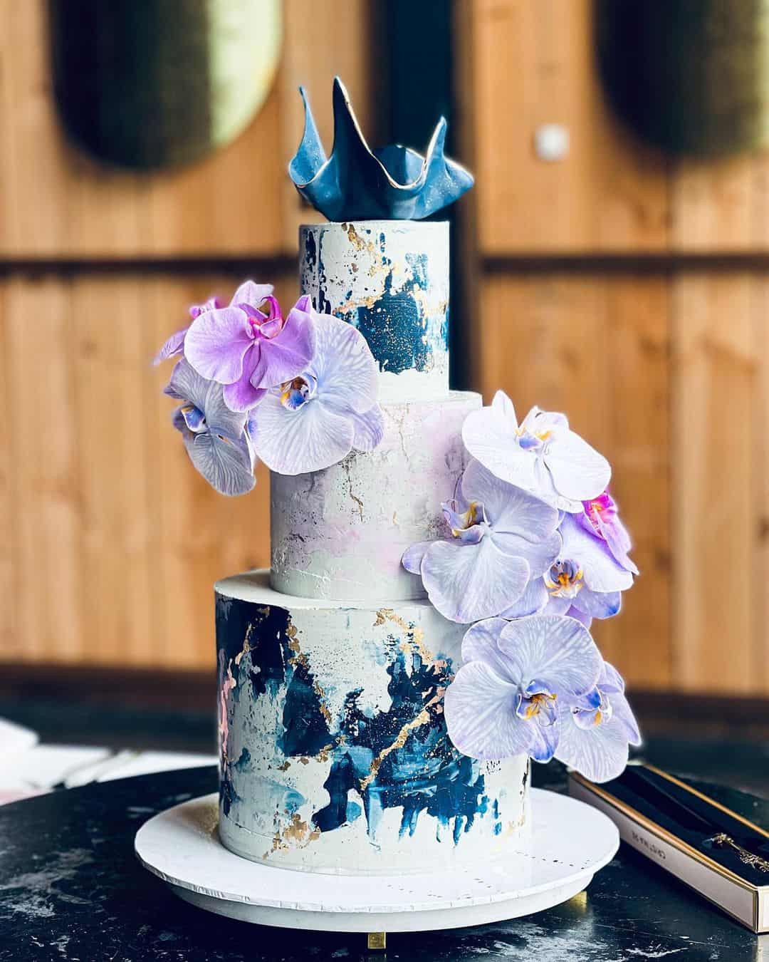 Light Gray Marble Wedding Cakes