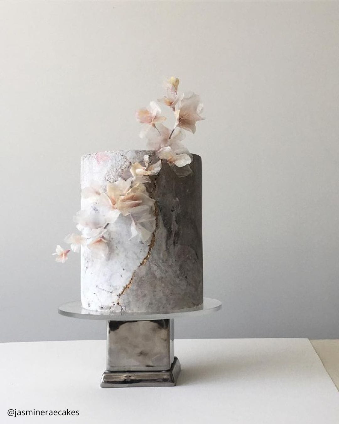 Light Gray Marble Wedding Cakes