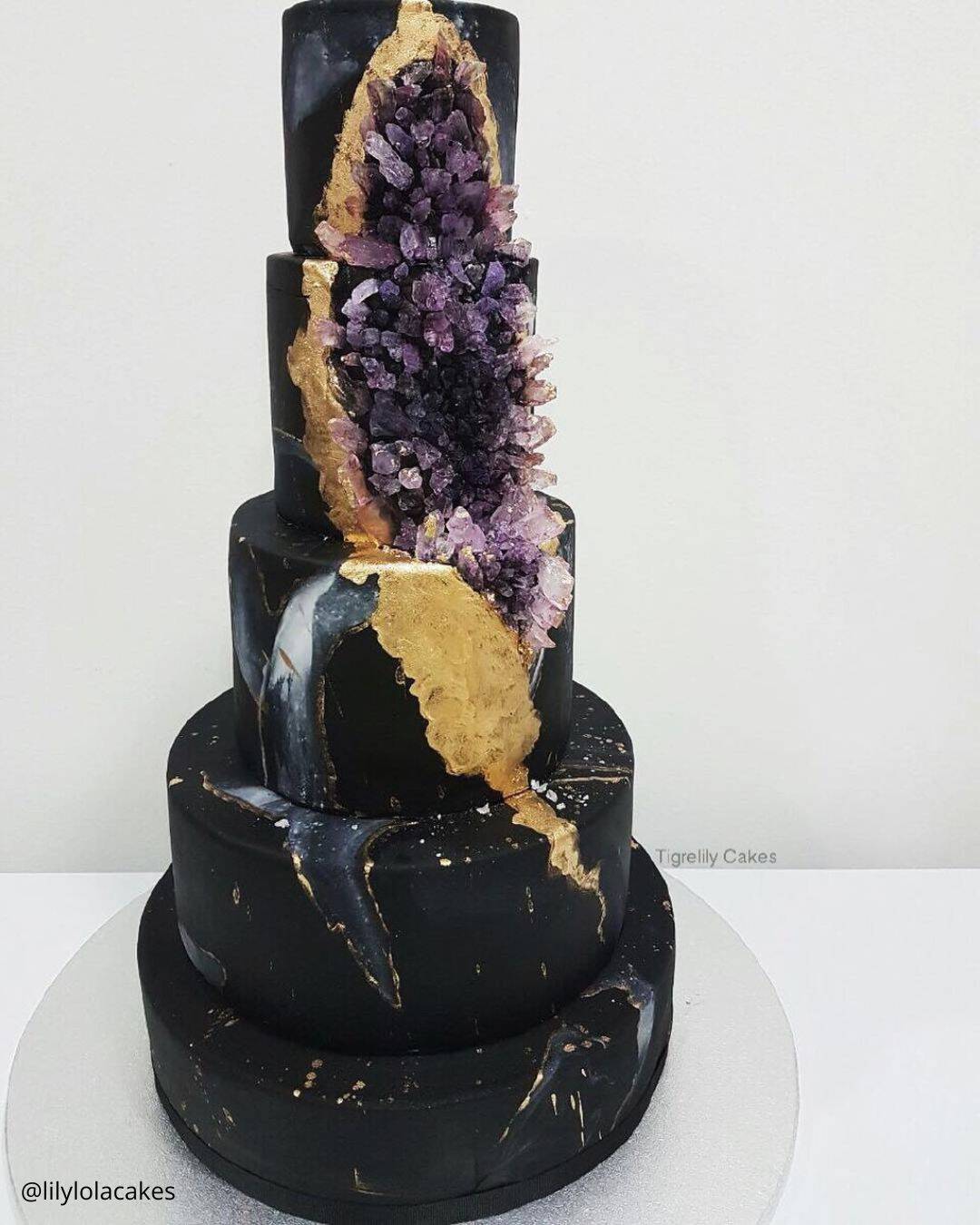Light Gray Marble Wedding Cakes