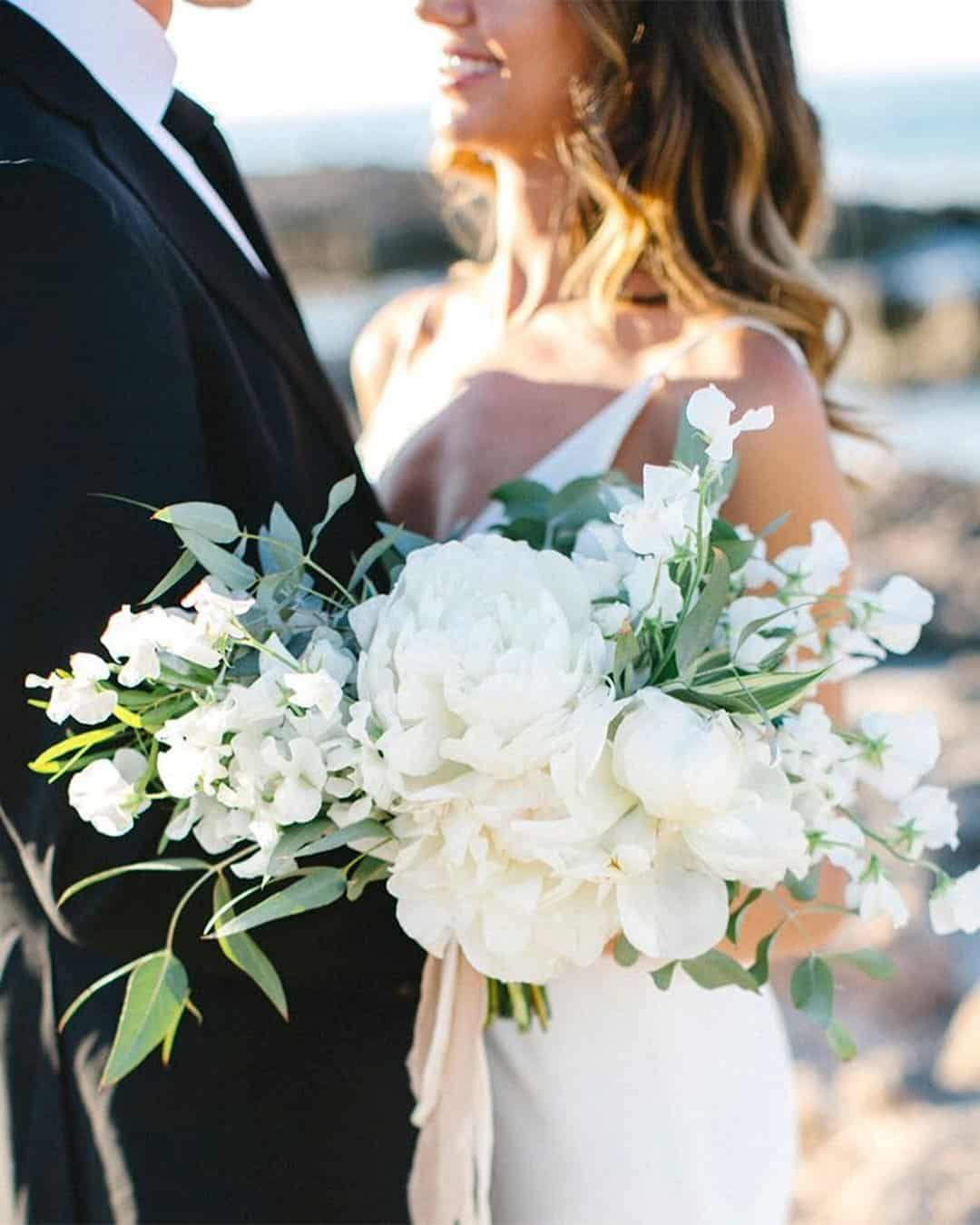 Beautiful White Wedding Bouquets