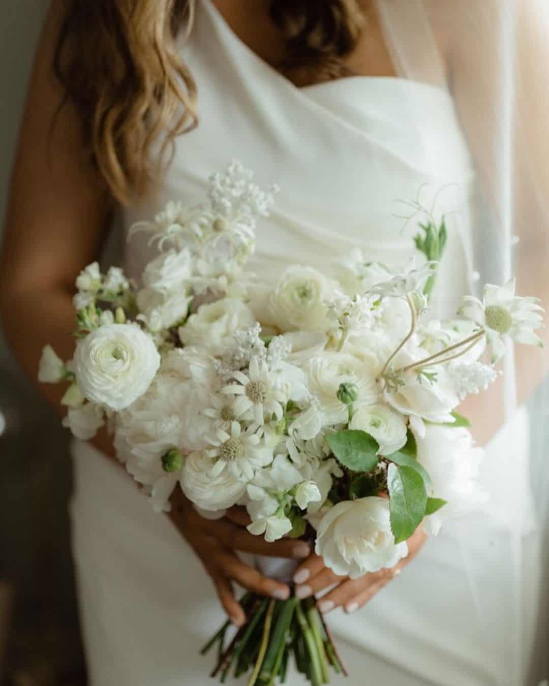 Stunning White Wedding Bouquets