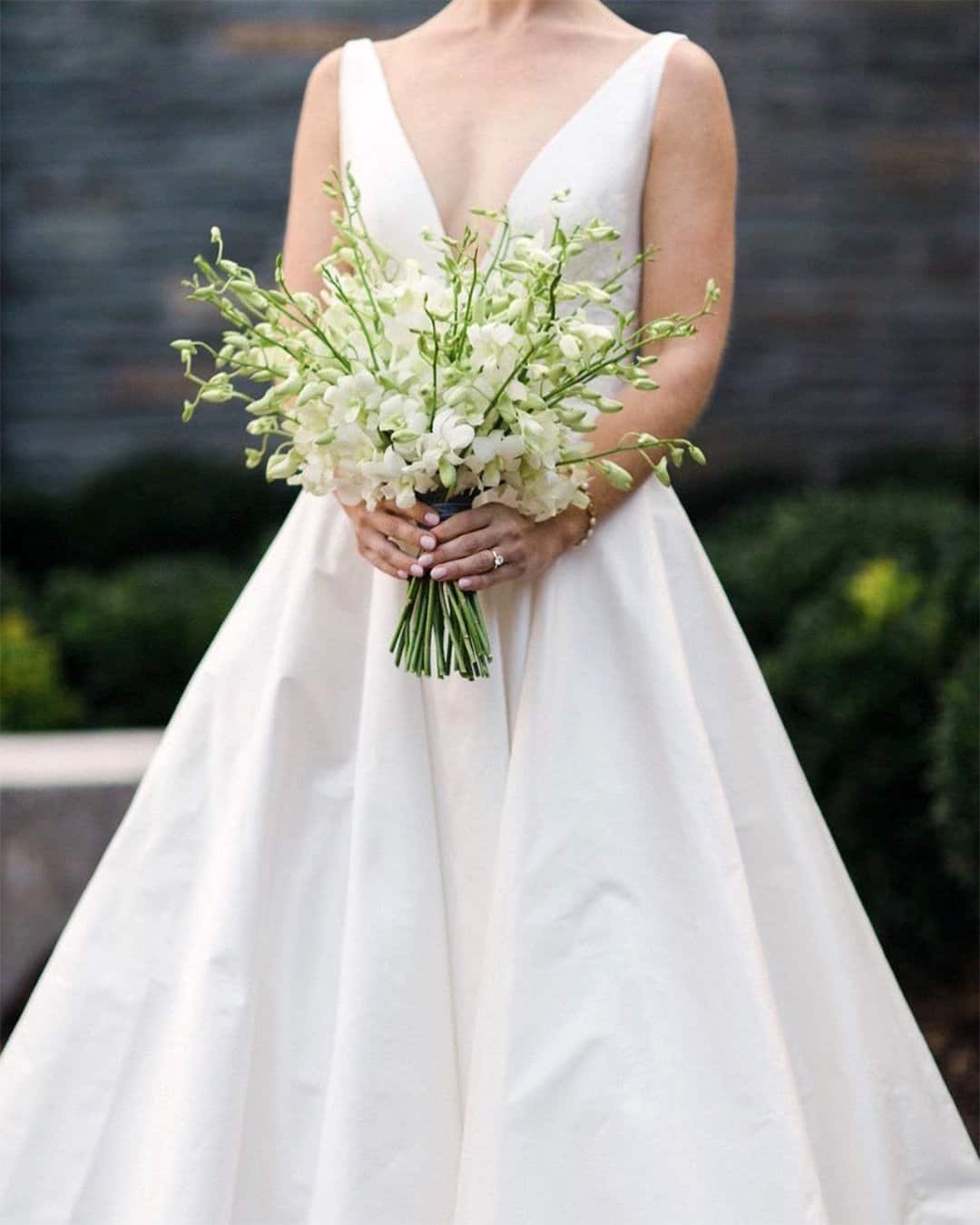 White Wedding Bouquets For Gentle Brides