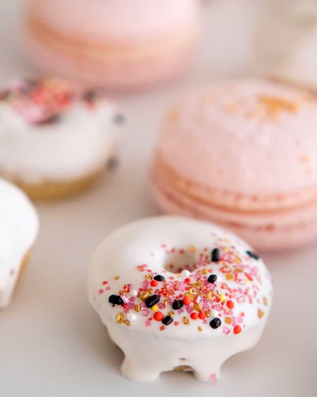 non traditional wedding dessert ideas adorable wedding pink donuts
