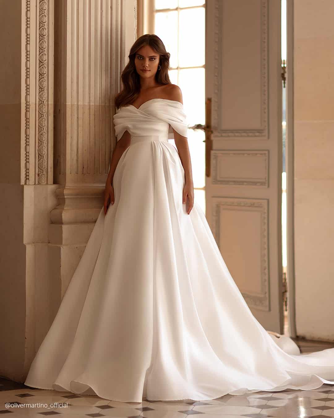 Simple Winter Wedding Dresses