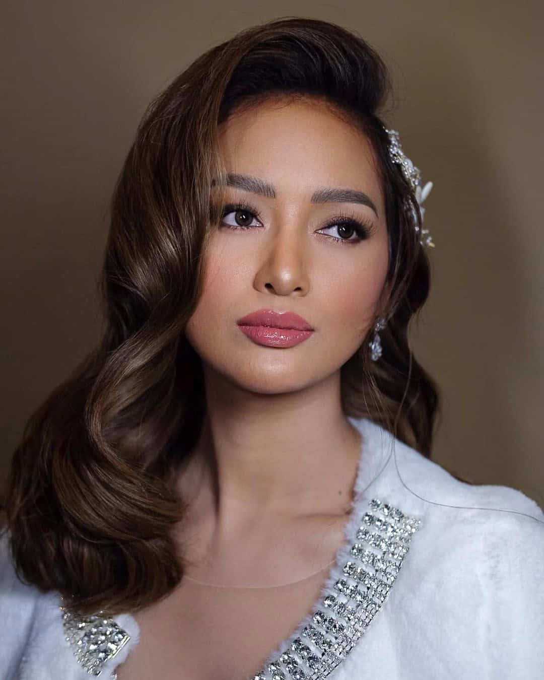 Asian Wedding Hairstyles Down