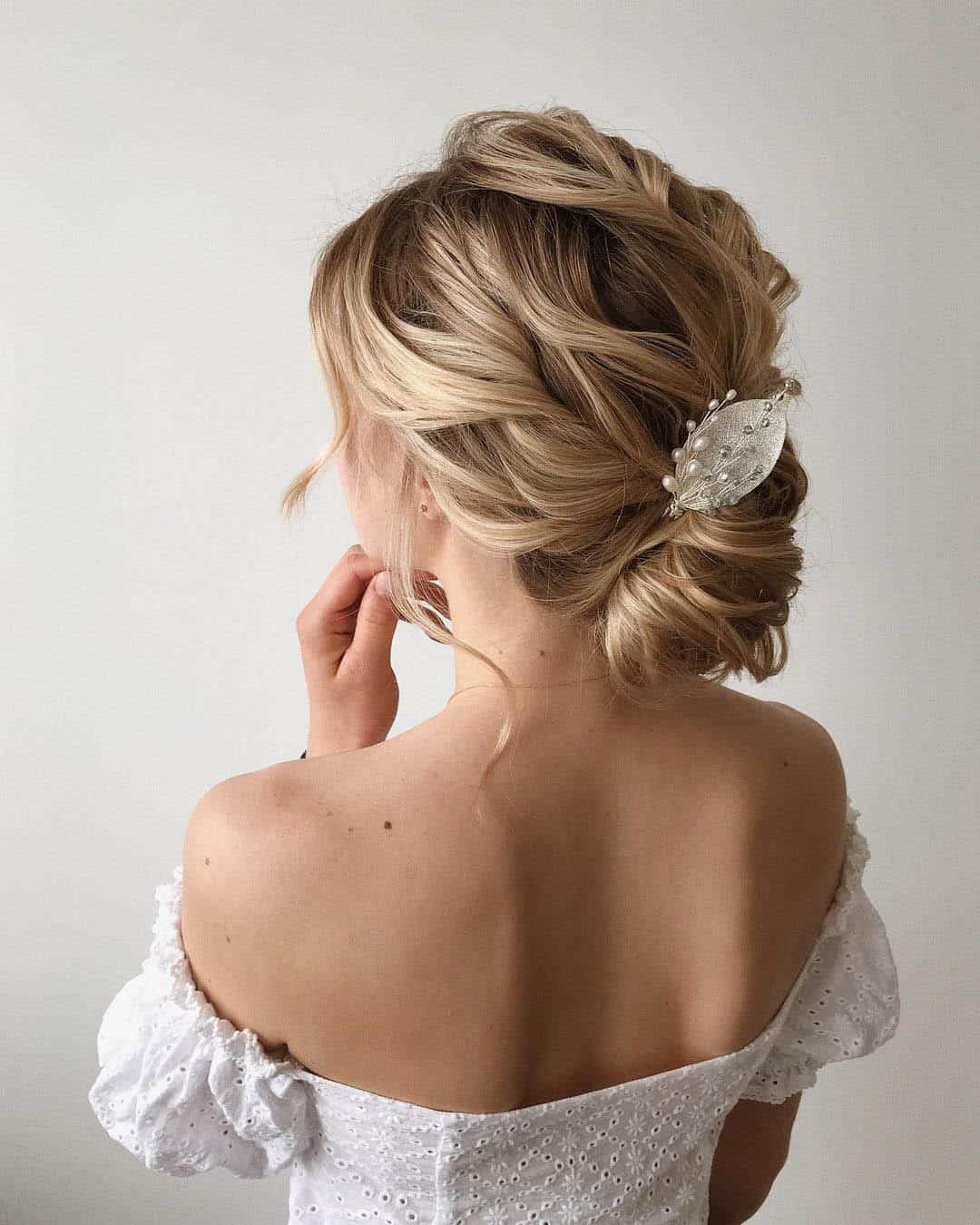 High Bun Wedding Hairstyles