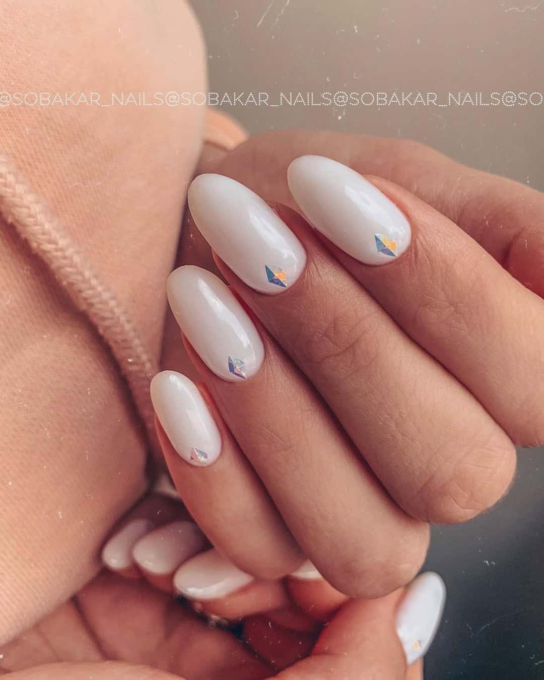Trendy Natural Nails