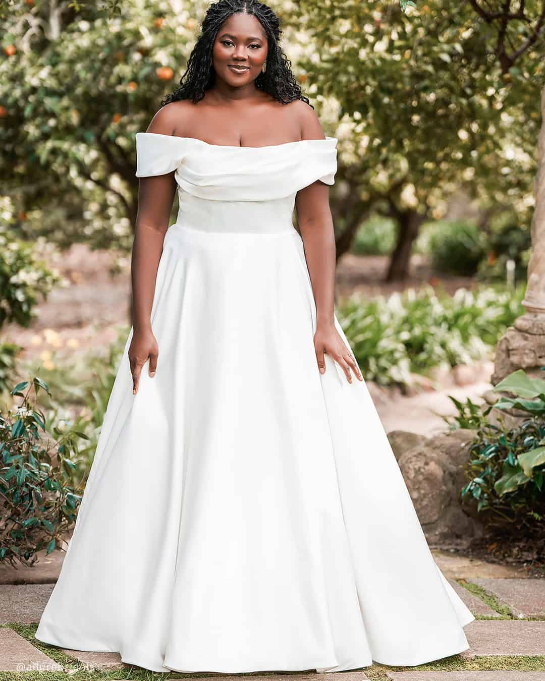 Plus Size Simple Wedding Dresses