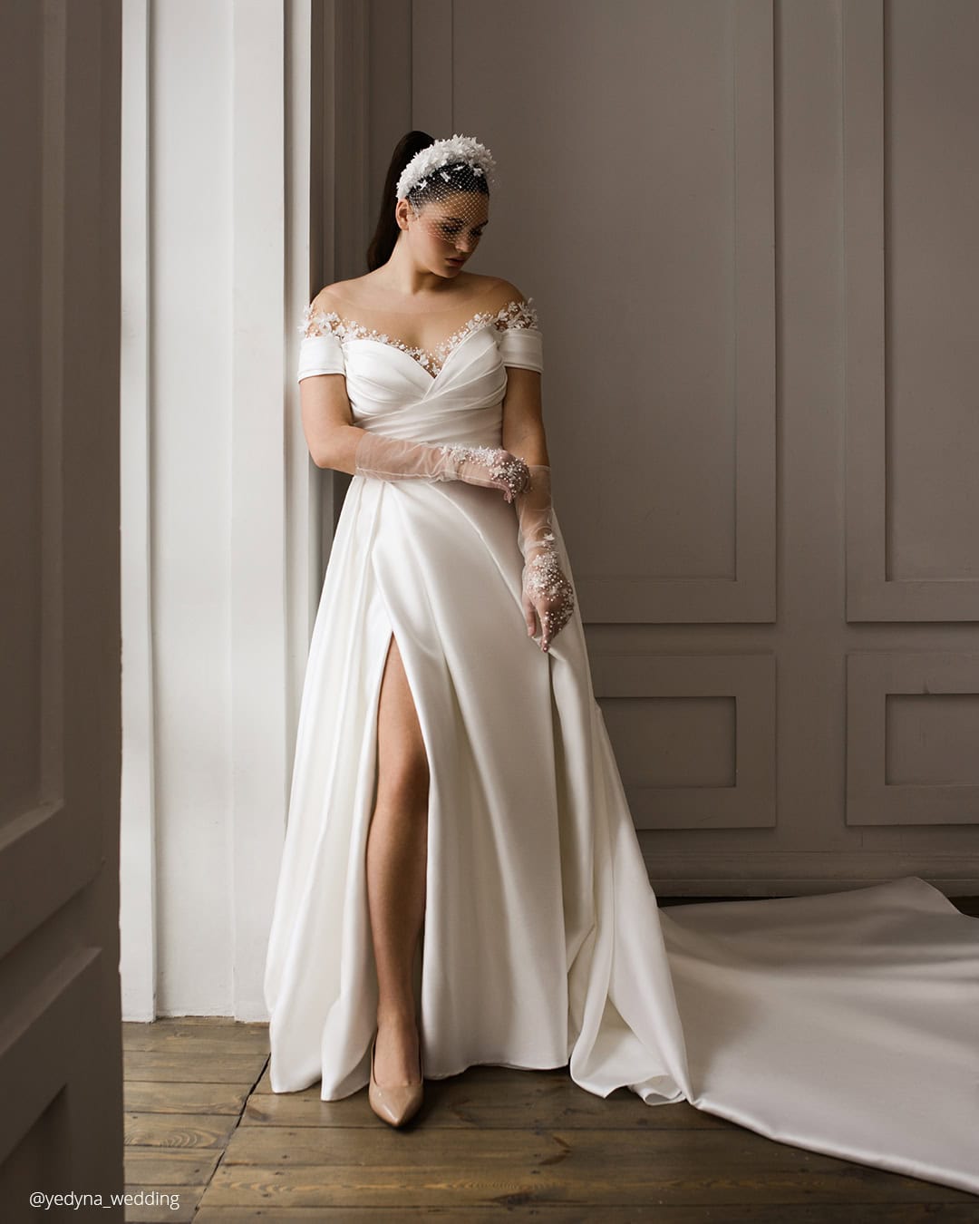 Ball Gown Plus Size Women's Suits For Wedding