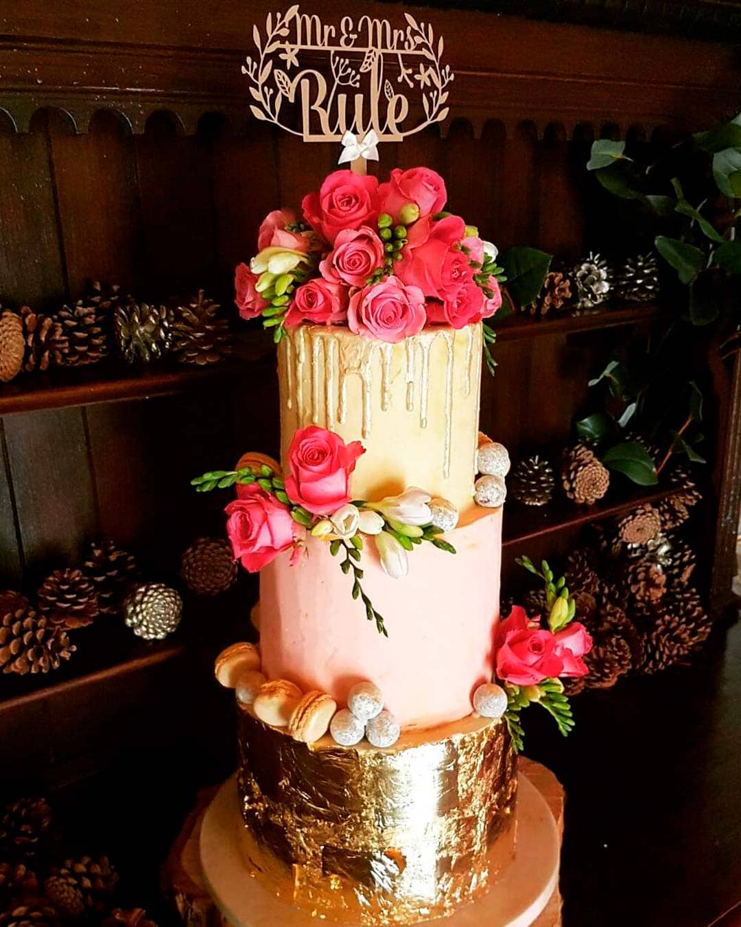 Types of Wedding Cakes Drip