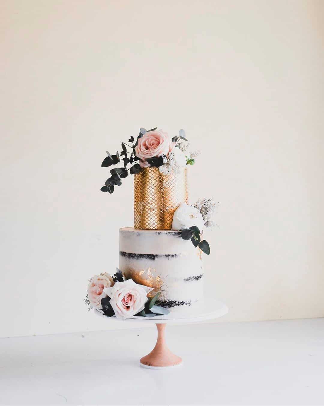 Types of Wedding Cakes Drip