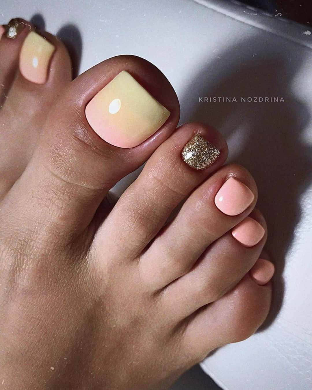 Beach Wedding Toe Nails