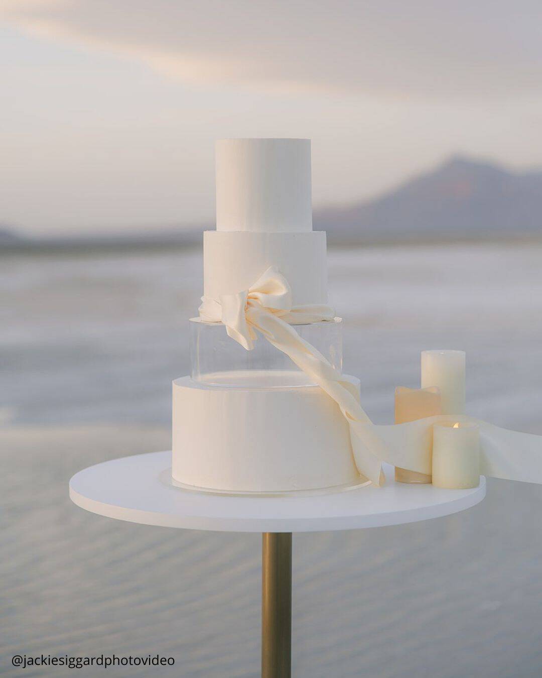 Ruffled Wedding Cakes