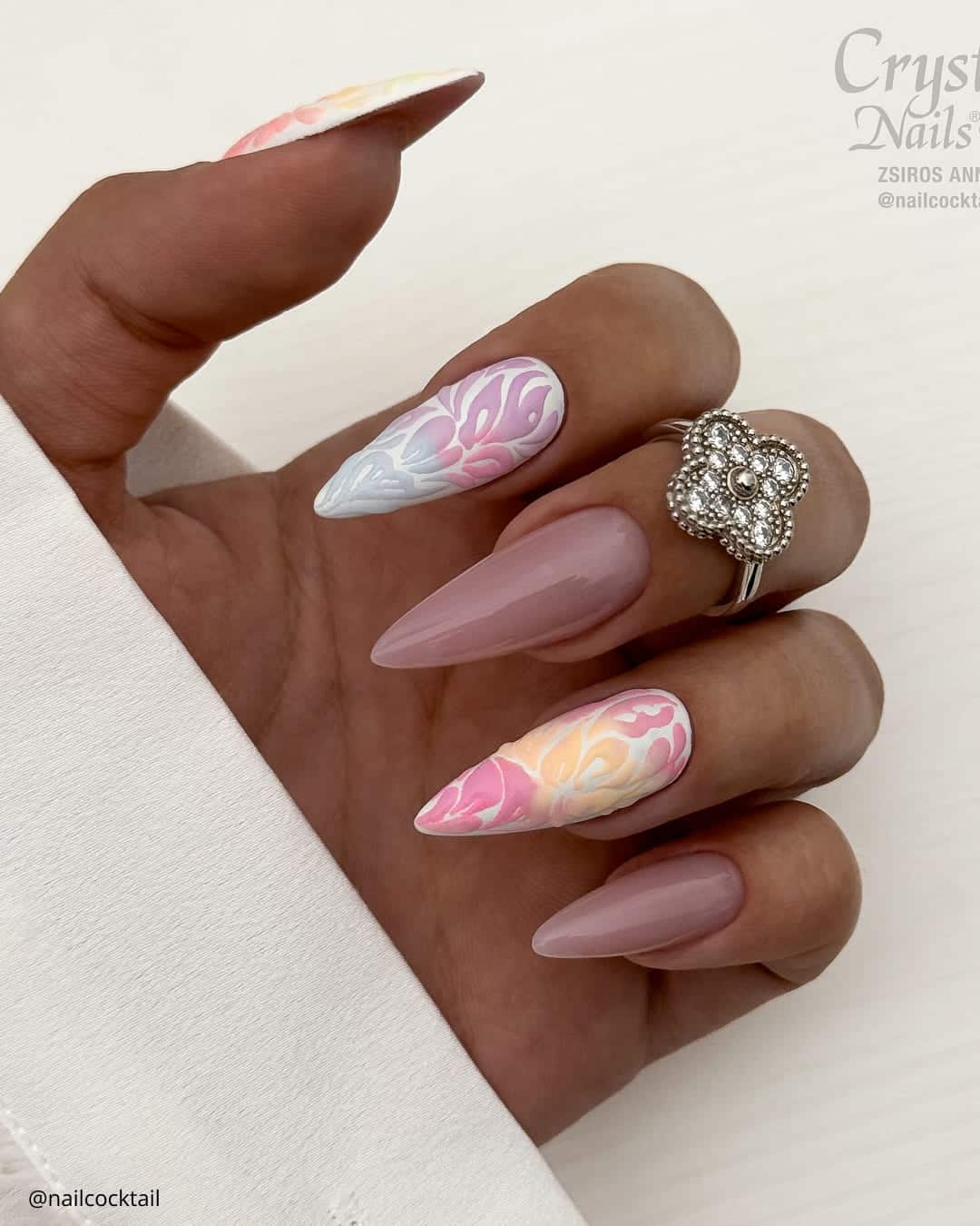 Playful and Colorful Toe Nail Ideas