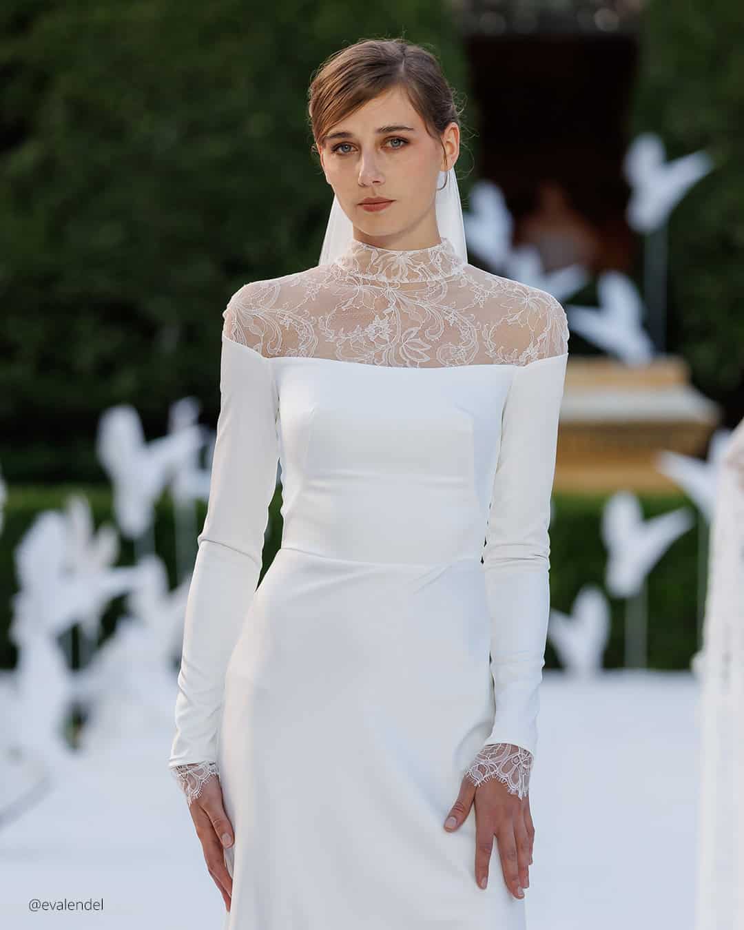 Elegant Wedding Dresses With Long Sleeves