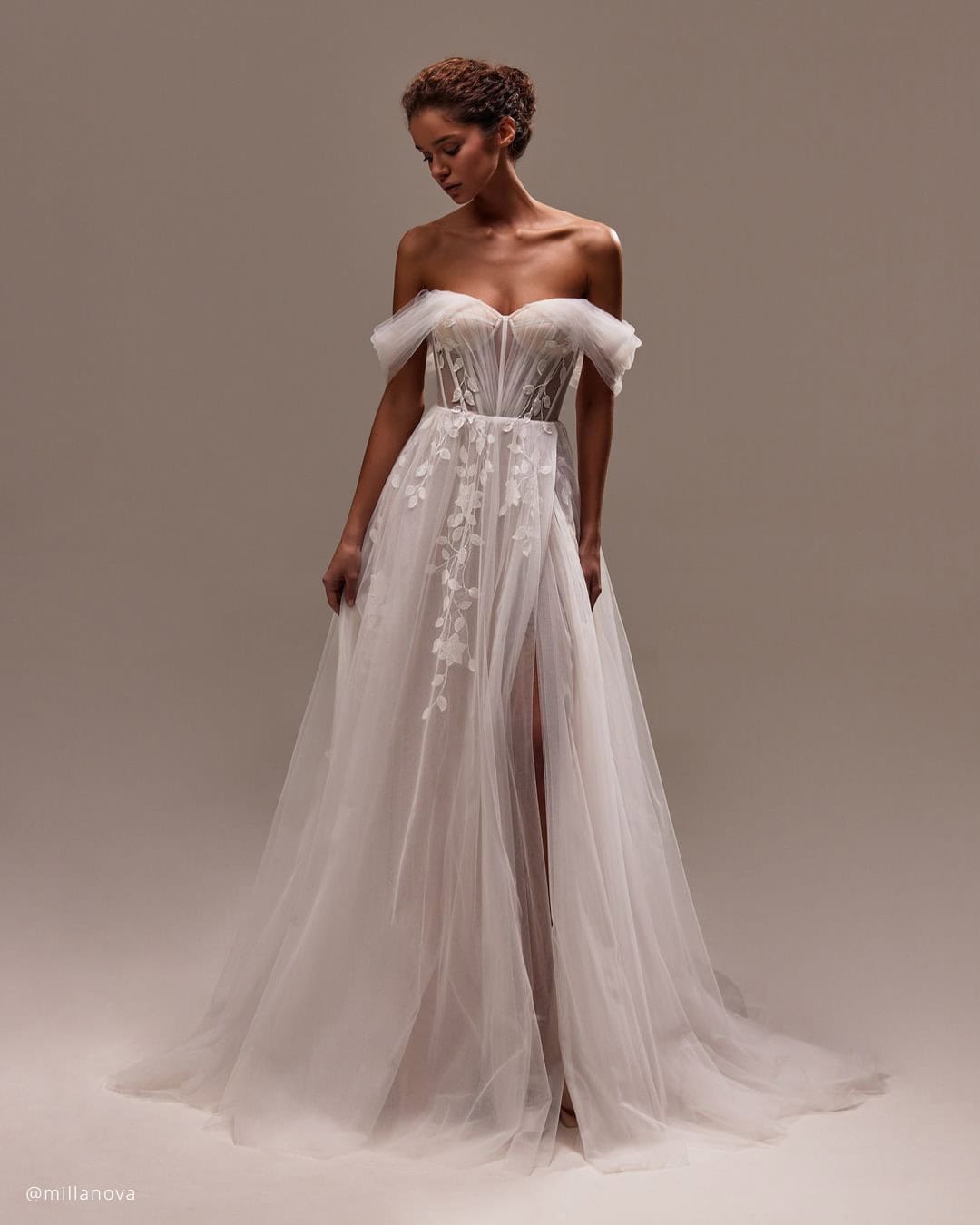 Casual Beach Wedding Dresses