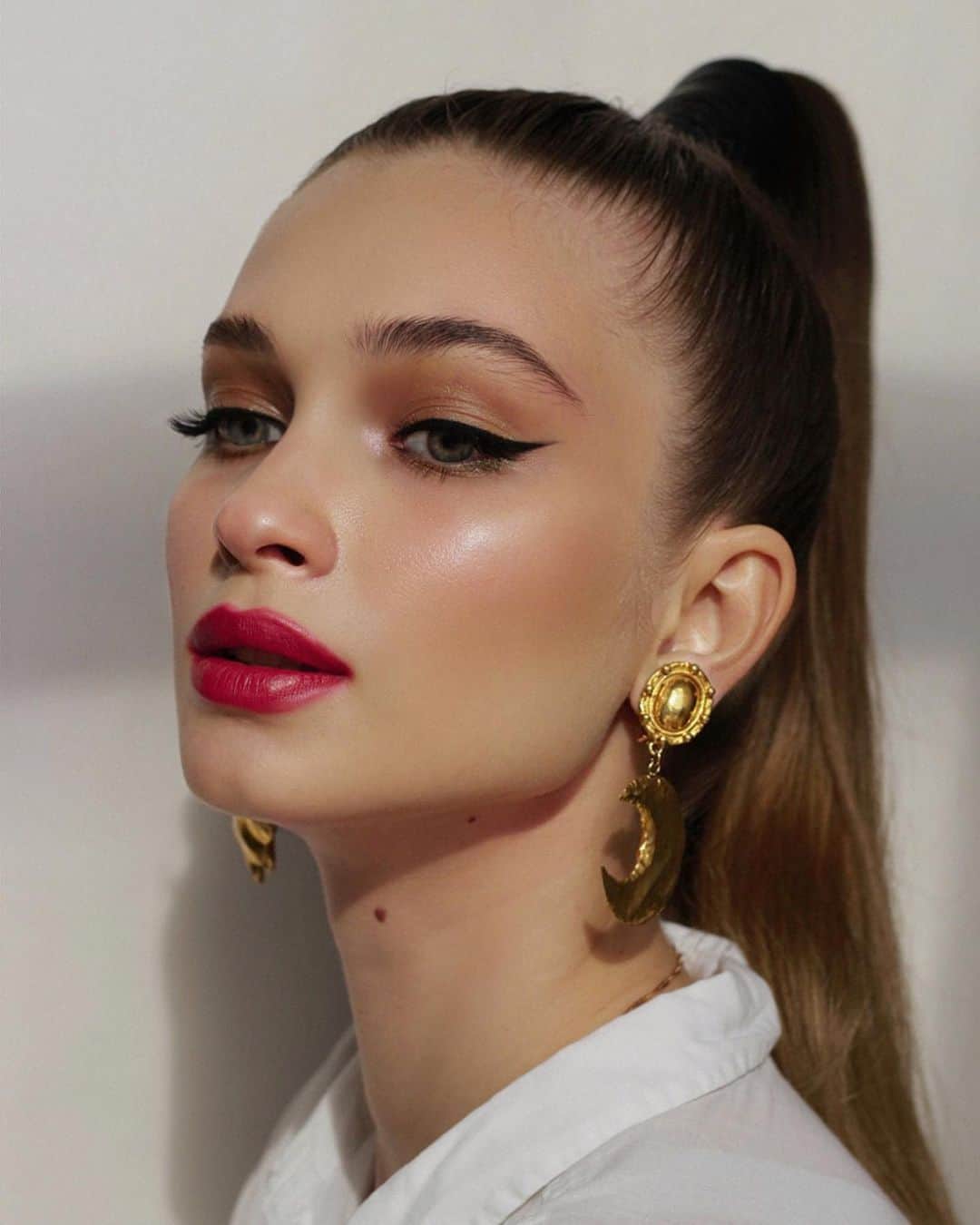 Glamorous Makeup In Fall Tones