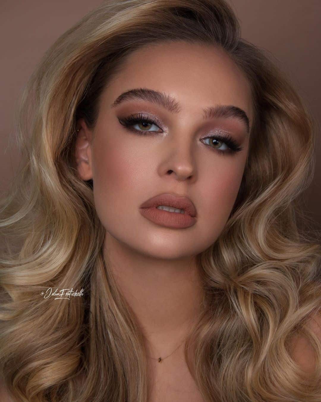 Fall Makeup For Bride's Lips