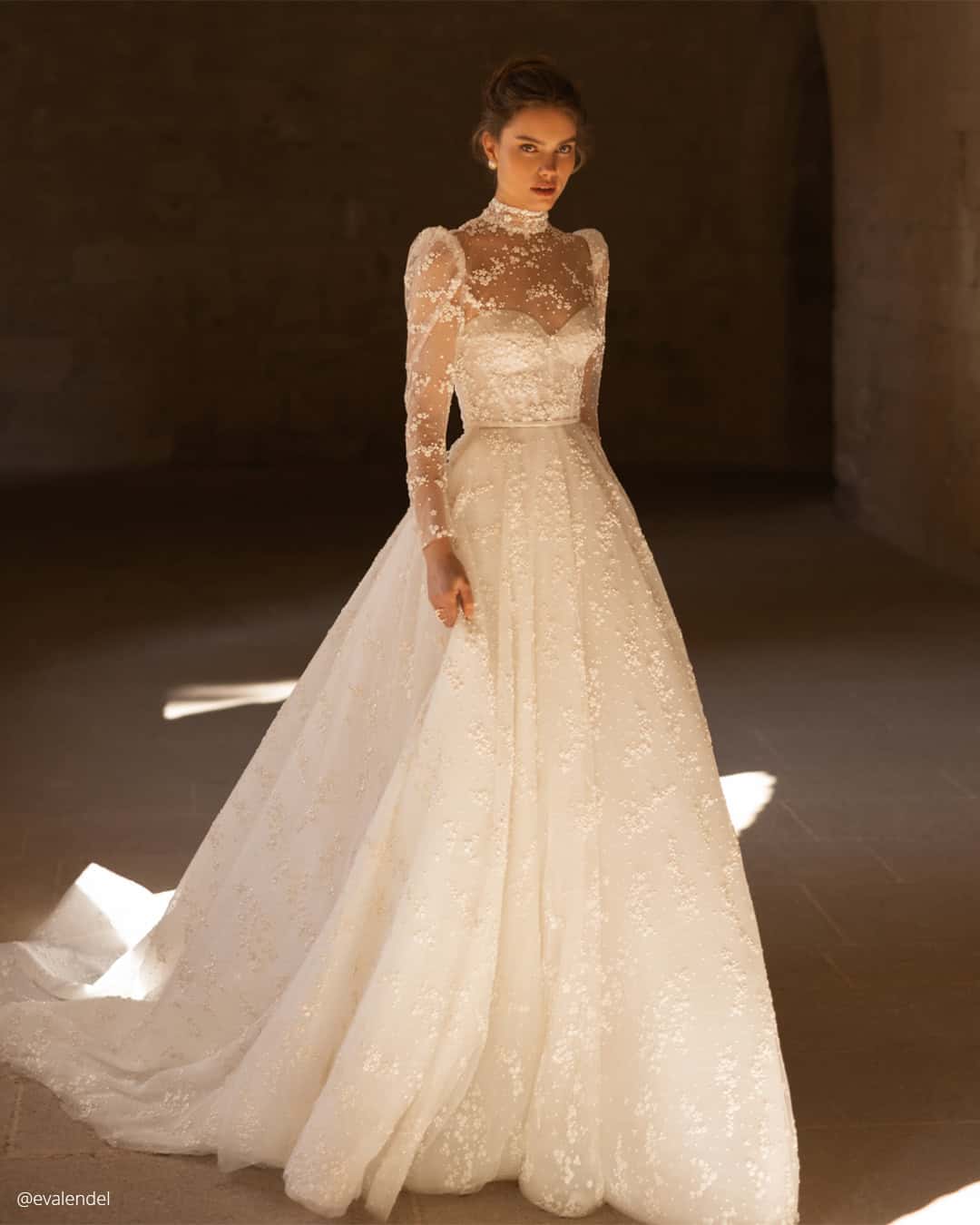Fall Wedding Dresses With Sleeves