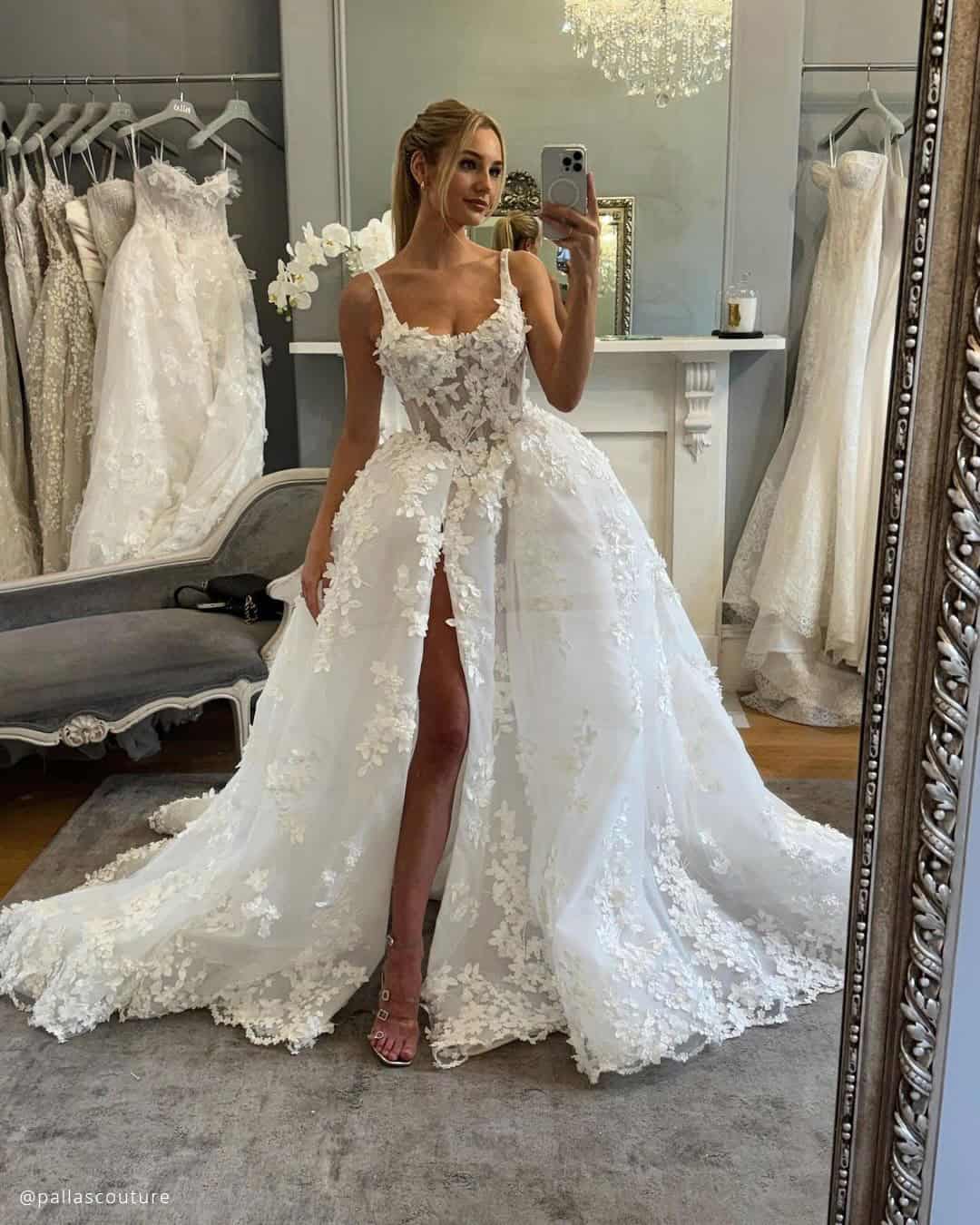 Fall Wedding Dresses With Sleeves